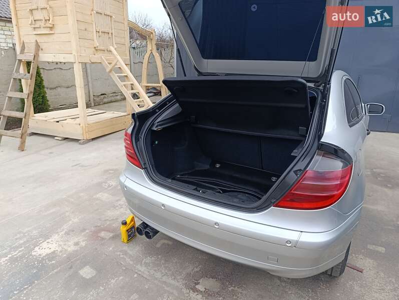 Купе Mercedes-Benz C-Class 2003 в Первомайске