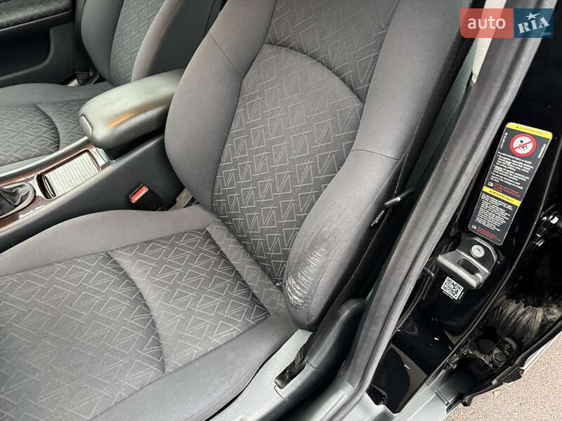 Седан Mercedes-Benz C-Class 2003 в Переяславі