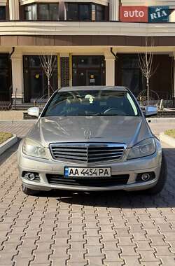Седан Mercedes-Benz C-Class 2008 в 