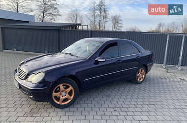 Седан Mercedes-Benz C-Class 2002 в 
