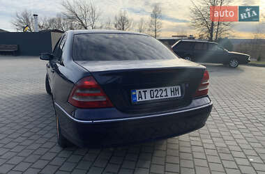 Седан Mercedes-Benz C-Class 2002 в 