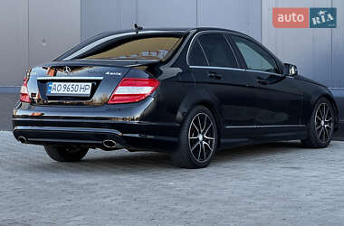 Седан Mercedes-Benz C-Class 2009 в 