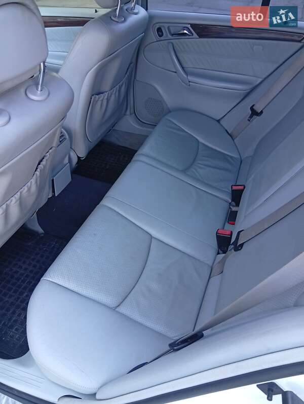 Универсал Mercedes-Benz C-Class 2001 в Киеве