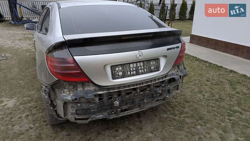 Купе Mercedes-Benz C-Class 2003 в Чернівцях