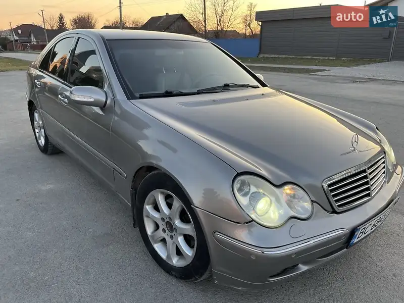 Седан Mercedes-Benz C-Class 2002 в 
