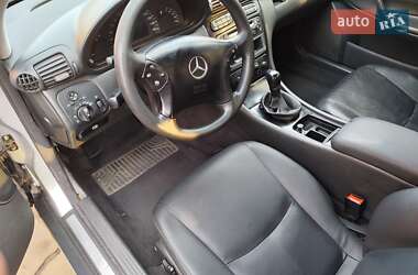 Седан Mercedes-Benz C-Class 2000 в 