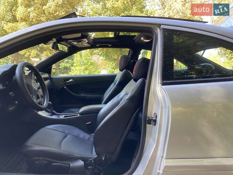 Купе Mercedes-Benz C-Class 2001 в Миргороде