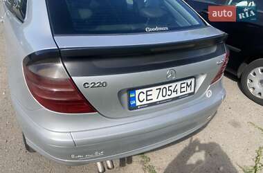 Купе Mercedes-Benz C-Class 2001 в 