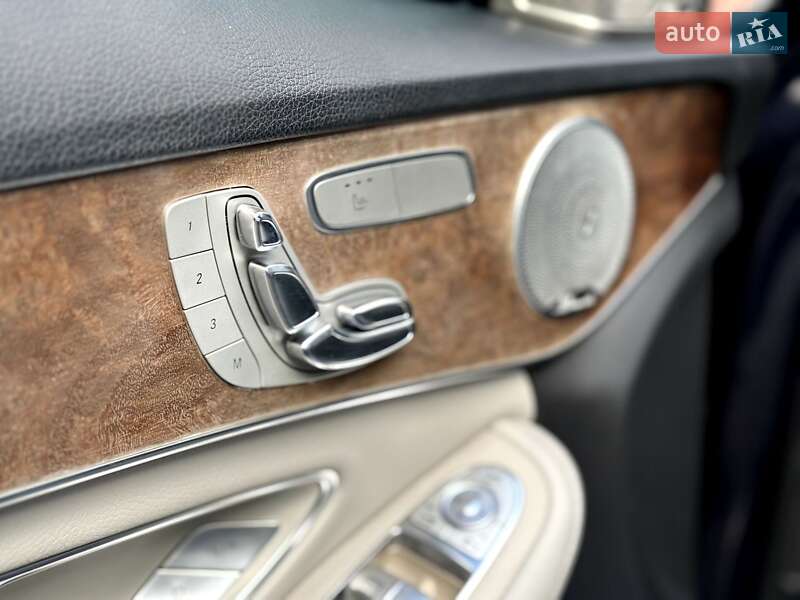 Седан Mercedes-Benz C-Class 2016 в Киеве