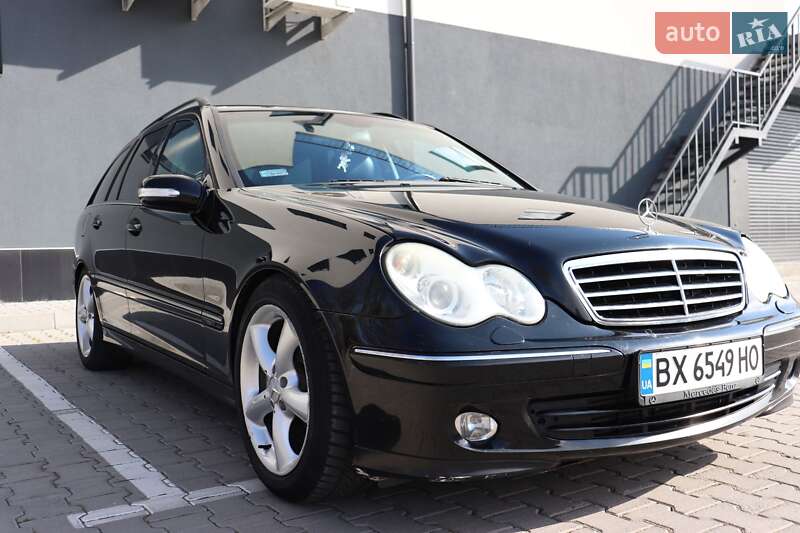 Универсал Mercedes-Benz C-Class 2004 в Ивано-Франковске