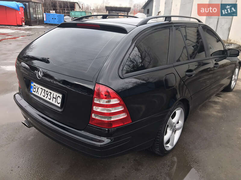 Универсал Mercedes-Benz C-Class 2003 в Староконстантинове