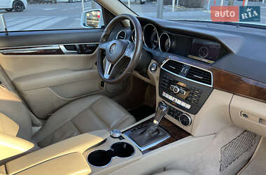 Седан Mercedes-Benz C-Class 2012 в 