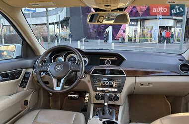 Седан Mercedes-Benz C-Class 2012 в 
