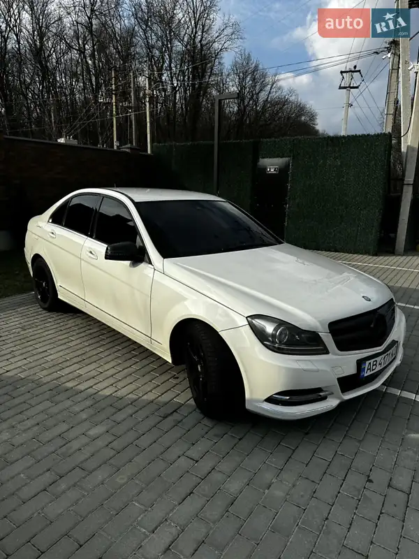 Mercedes-Benz C-Class 2012