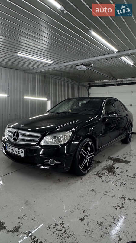 Седан Mercedes-Benz C-Class 2010 в 