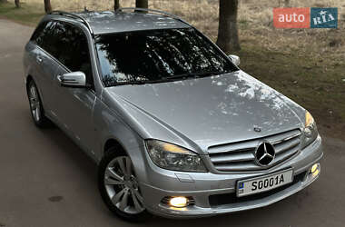 Универсал Mercedes-Benz C-Class 2010 в 