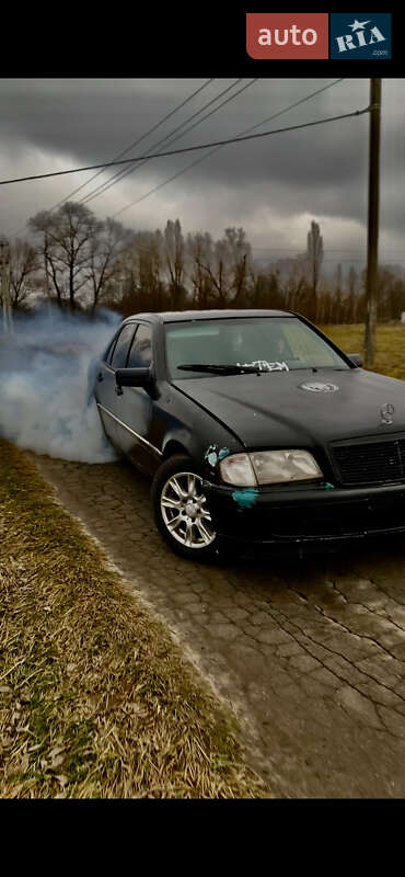 Седан Mercedes-Benz C-Class 1997 в Борисполе