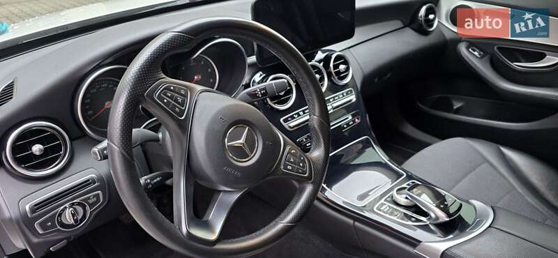 Седан Mercedes-Benz C-Class 2015 в Киеве