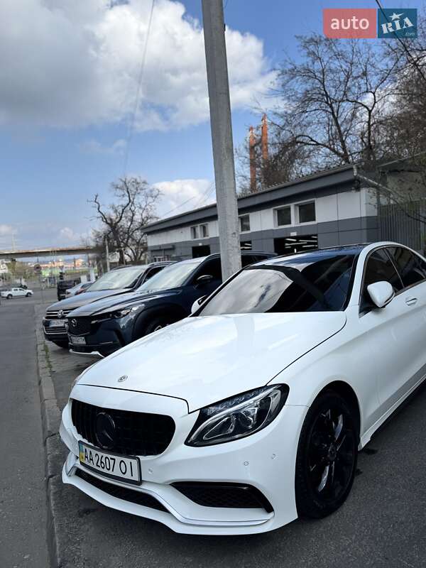Седан Mercedes-Benz C-Class 2017 в Одессе