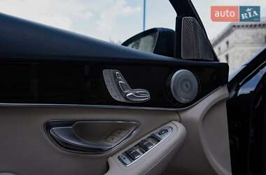 Седан Mercedes-Benz C-Class 2016 в 