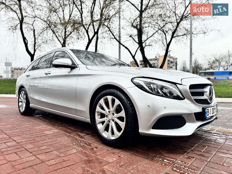 Універсал Mercedes-Benz C-Class 2014 в 