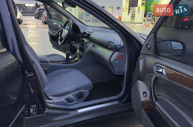 Седан Mercedes-Benz C-Class 2000 в 