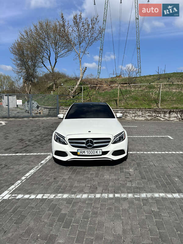 Седан Mercedes-Benz C-Class 2018 в Киеве