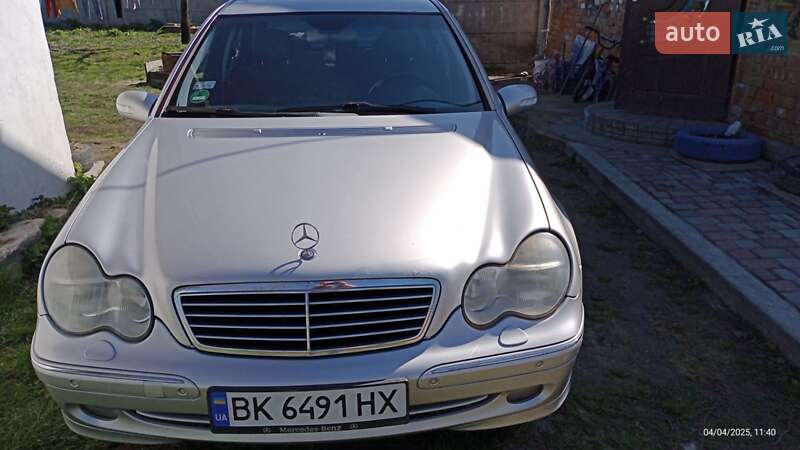 Седан Mercedes-Benz C-Class 2002 в 