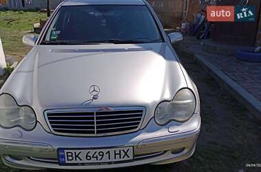 Седан Mercedes-Benz C-Class 2002 в 