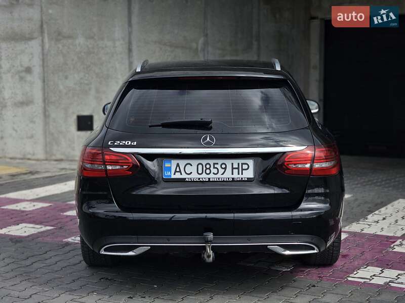 Універсал Mercedes-Benz C-Class 2019 в Львові