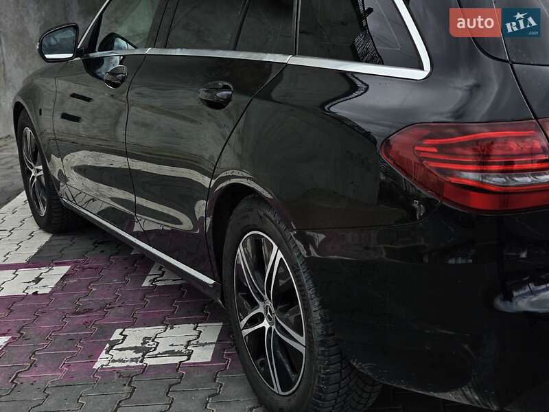 Універсал Mercedes-Benz C-Class 2019 в Львові