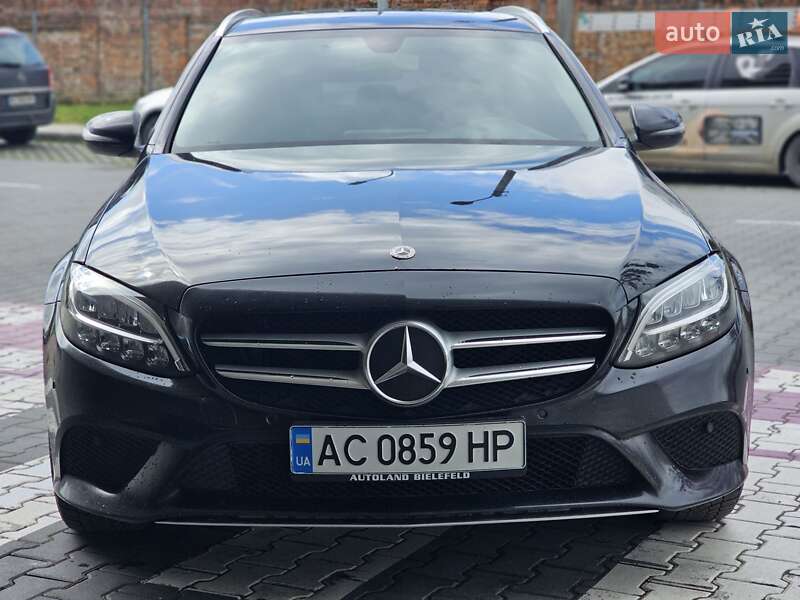 Універсал Mercedes-Benz C-Class 2019 в Львові