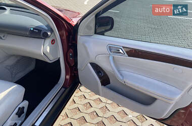 Седан Mercedes-Benz C-Class 2002 в 