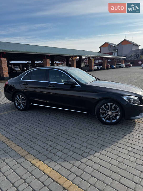 Седан Mercedes-Benz C-Class 2016 в Львові