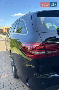 Універсал Mercedes-Benz C-Class 2019 в 