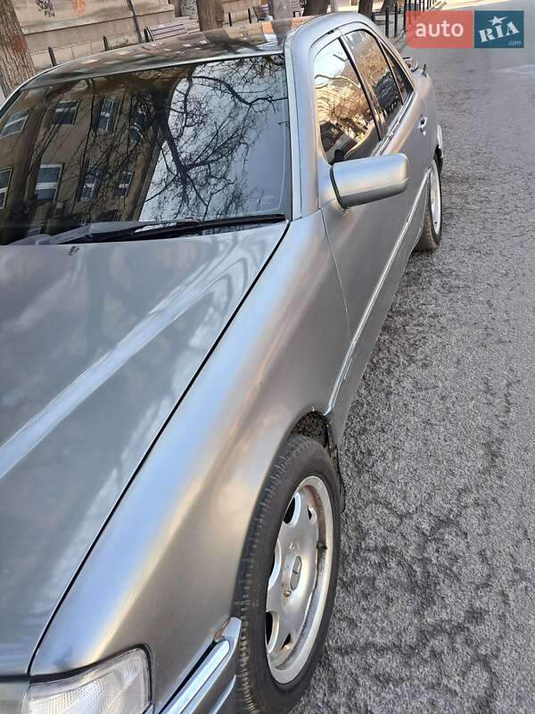 Седан Mercedes-Benz C-Class 1995 в Калуше