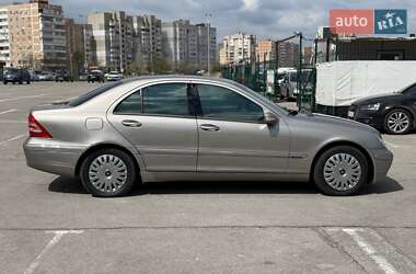 Седан Mercedes-Benz C-Class 2004 в 