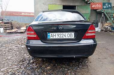 Седан Mercedes-Benz C-Class 2001 в 