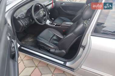 Купе Mercedes-Benz C-Class 2002 в 