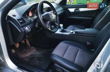 Універсал Mercedes-Benz C-Class 2011 в 