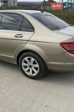 Седан Mercedes-Benz C-Class 2009 в 