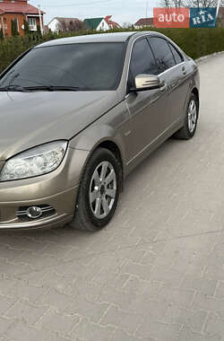 Седан Mercedes-Benz C-Class 2009 в 