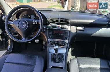 Универсал Mercedes-Benz C-Class 2004 в 