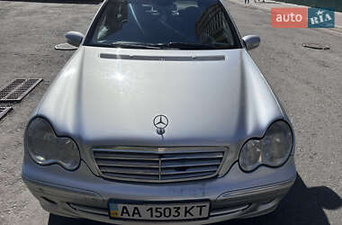 Седан Mercedes-Benz C-Class 2004 в 