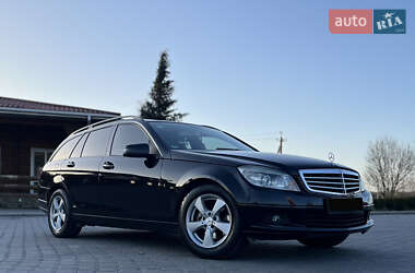 Универсал Mercedes-Benz C-Class 2011 в 