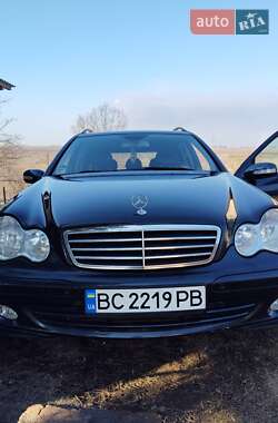 Универсал Mercedes-Benz C-Class 2004 в Дрогобыче