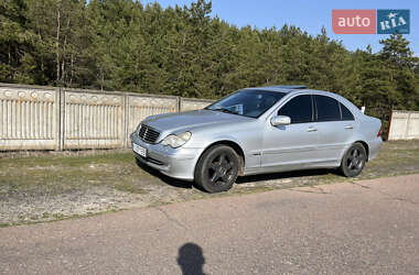 Седан Mercedes-Benz C-Class 2001 в 