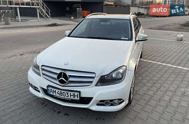 Универсал Mercedes-Benz C-Class 2011 в 