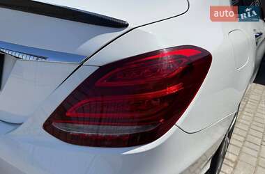Седан Mercedes-Benz C-Class 2017 в 