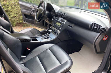 Универсал Mercedes-Benz C-Class 2004 в 